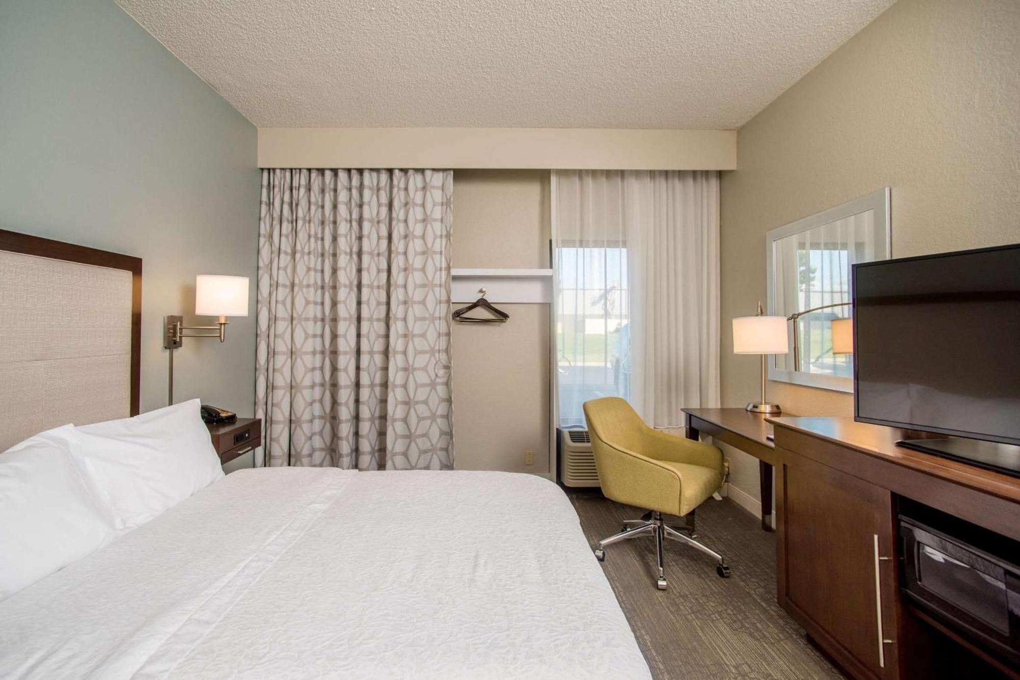 Hampton Inn Joplin Eksteriør bilde