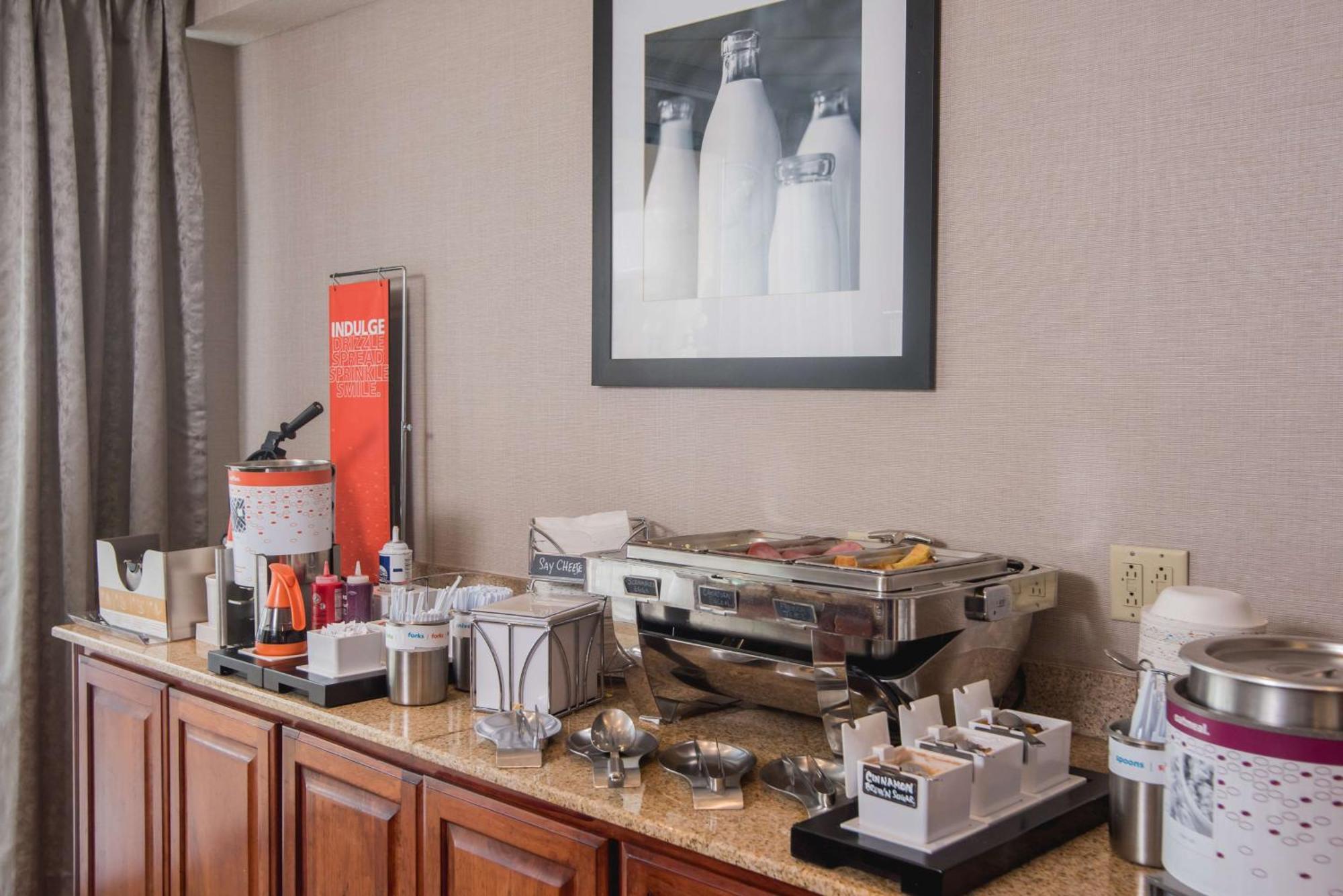 Hampton Inn Joplin Eksteriør bilde
