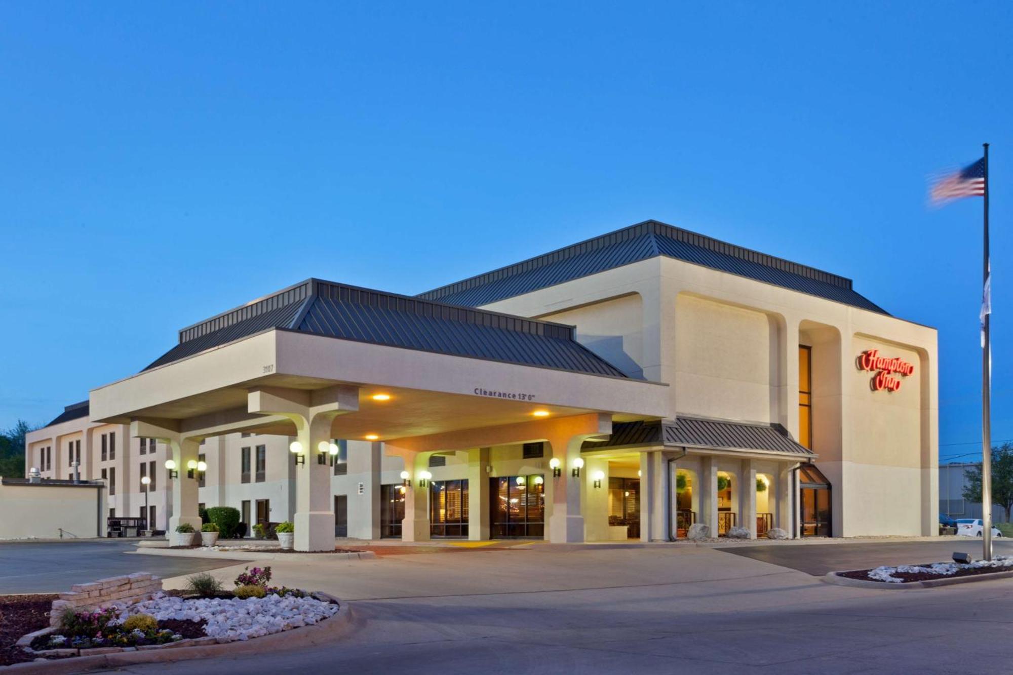 Hampton Inn Joplin Eksteriør bilde